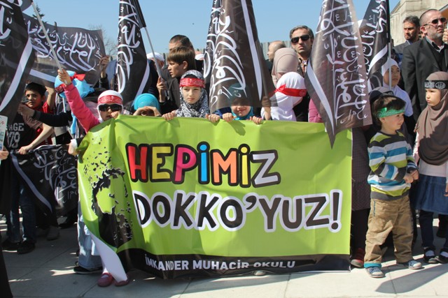 http://www.imkander.org.tr/resim/haber/2014/03/21/istanbul-fatih-camii-dokko-umarov-icin-cenaze-01.JPG