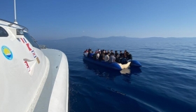 203 göçmen karaya çıkartıldı